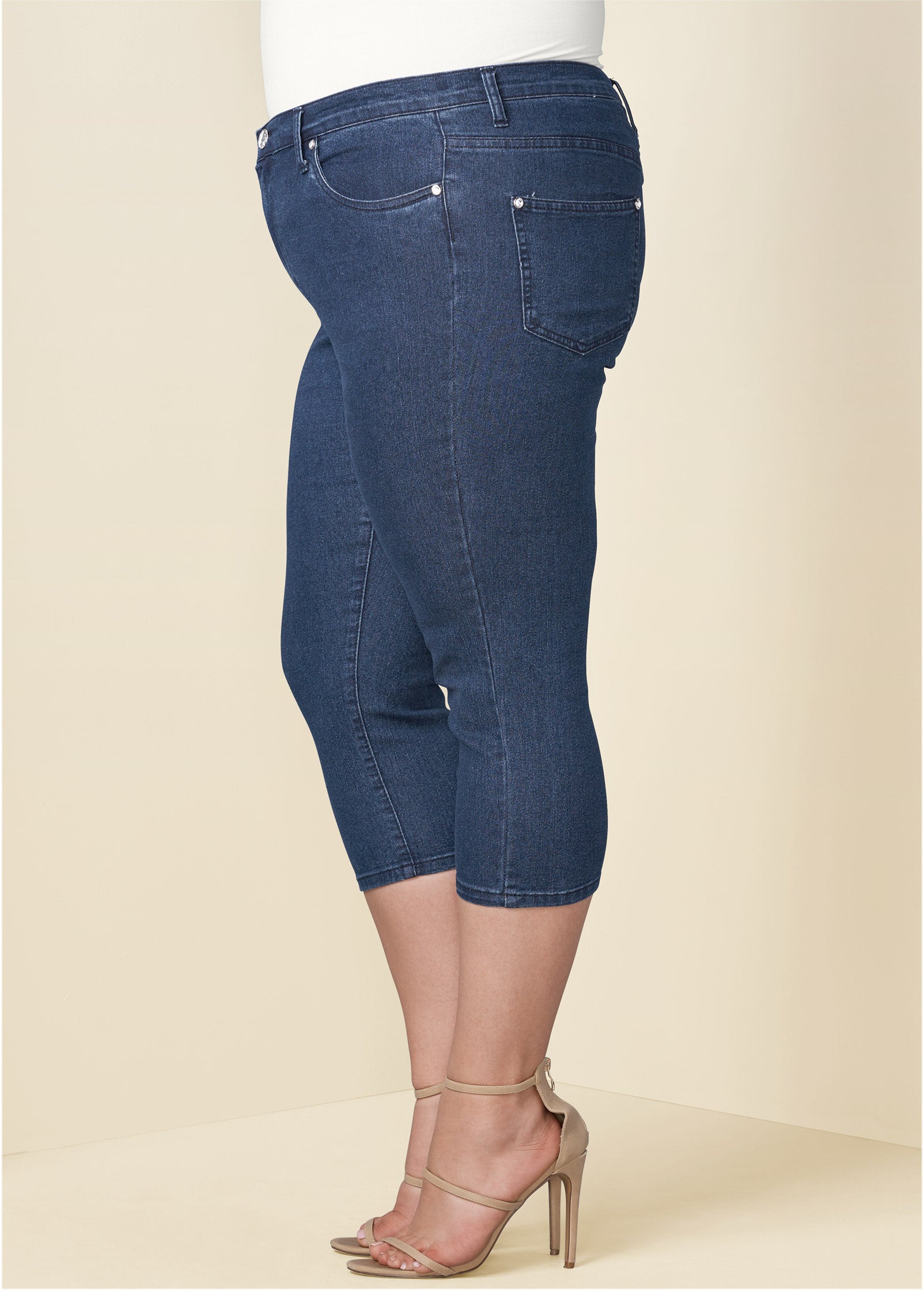 Cindy Capri Jeans - Dark Wash
