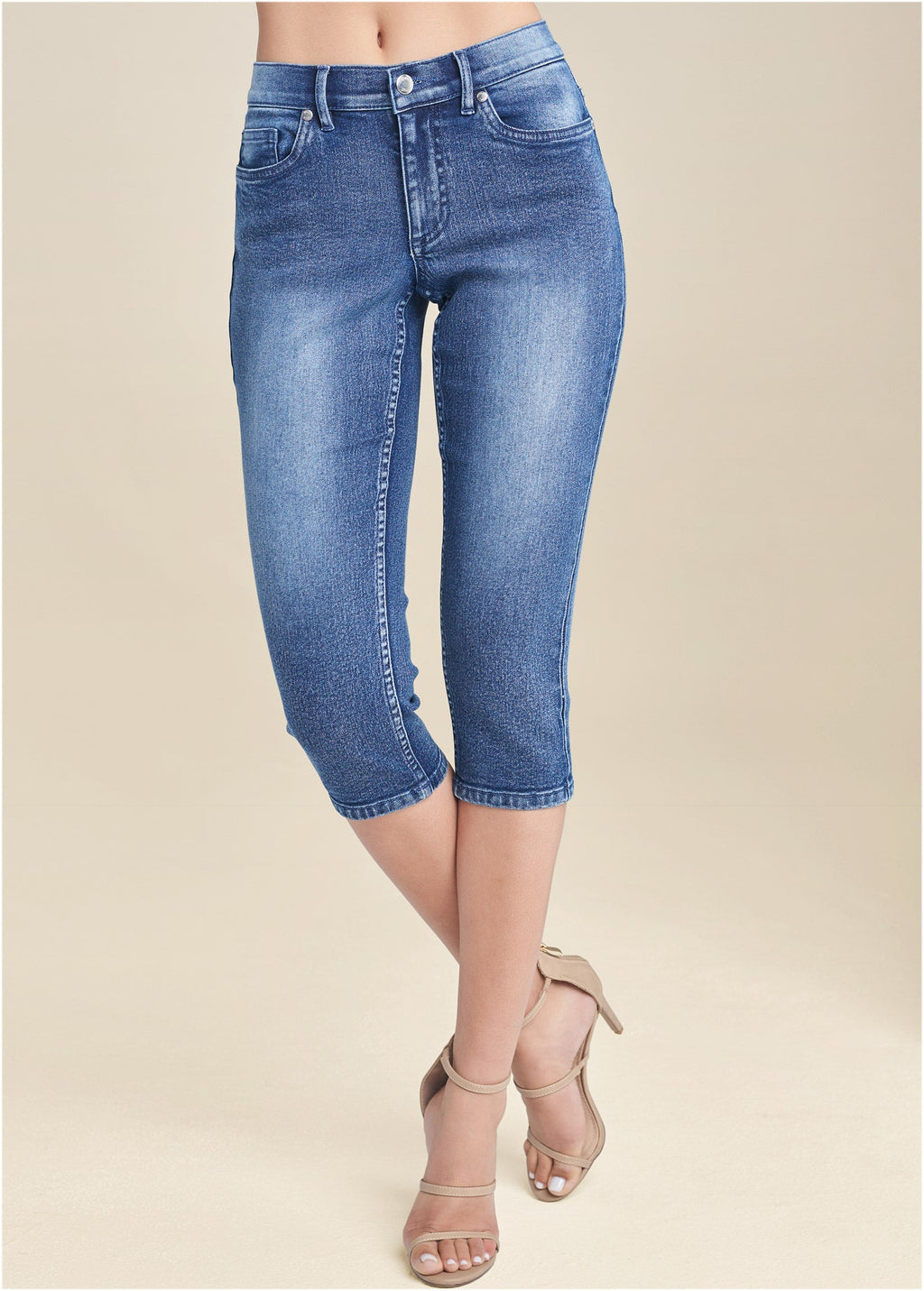 Cindy Capri Jeans - Medium Wash