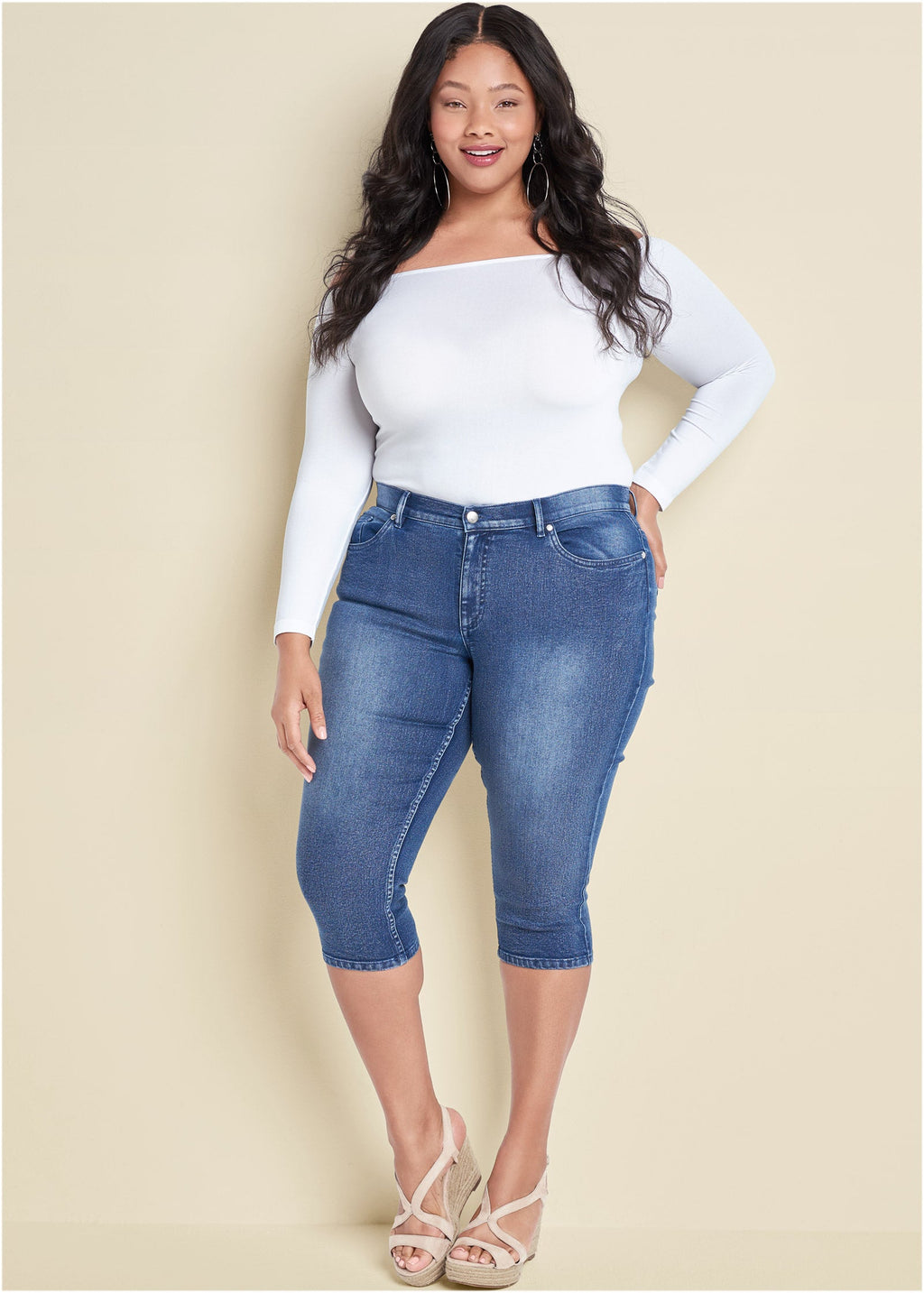 Cindy Capri Jeans - Medium Wash