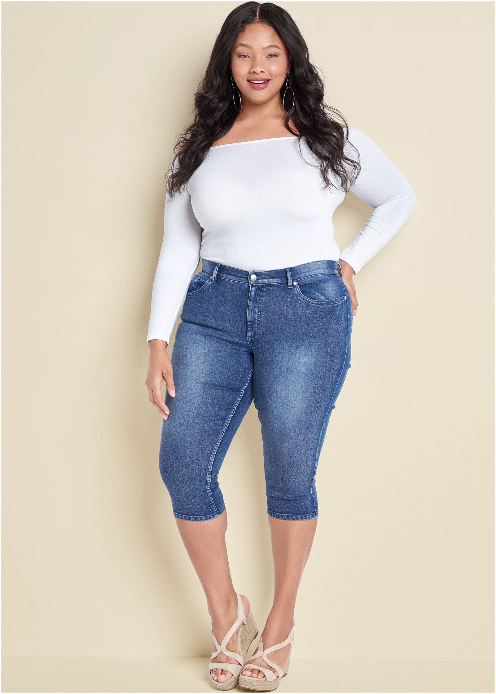 Cindy Capri Jeans - Medium Wash