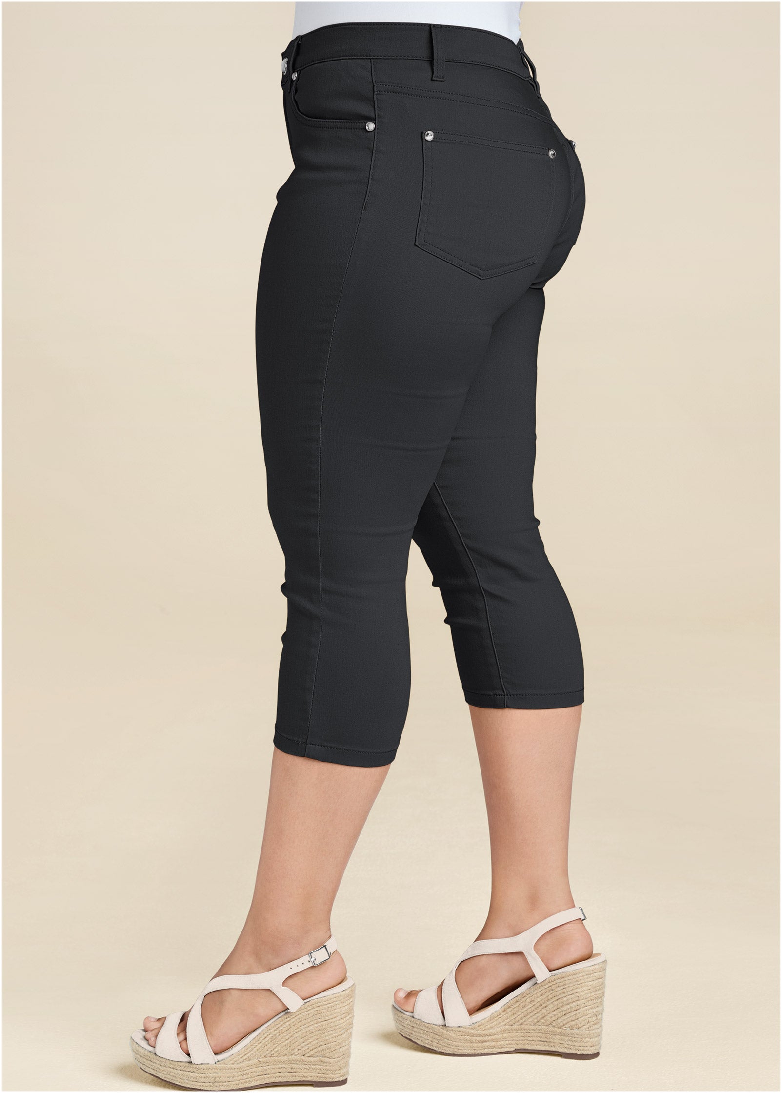 Cindy Capri Jeans - Black