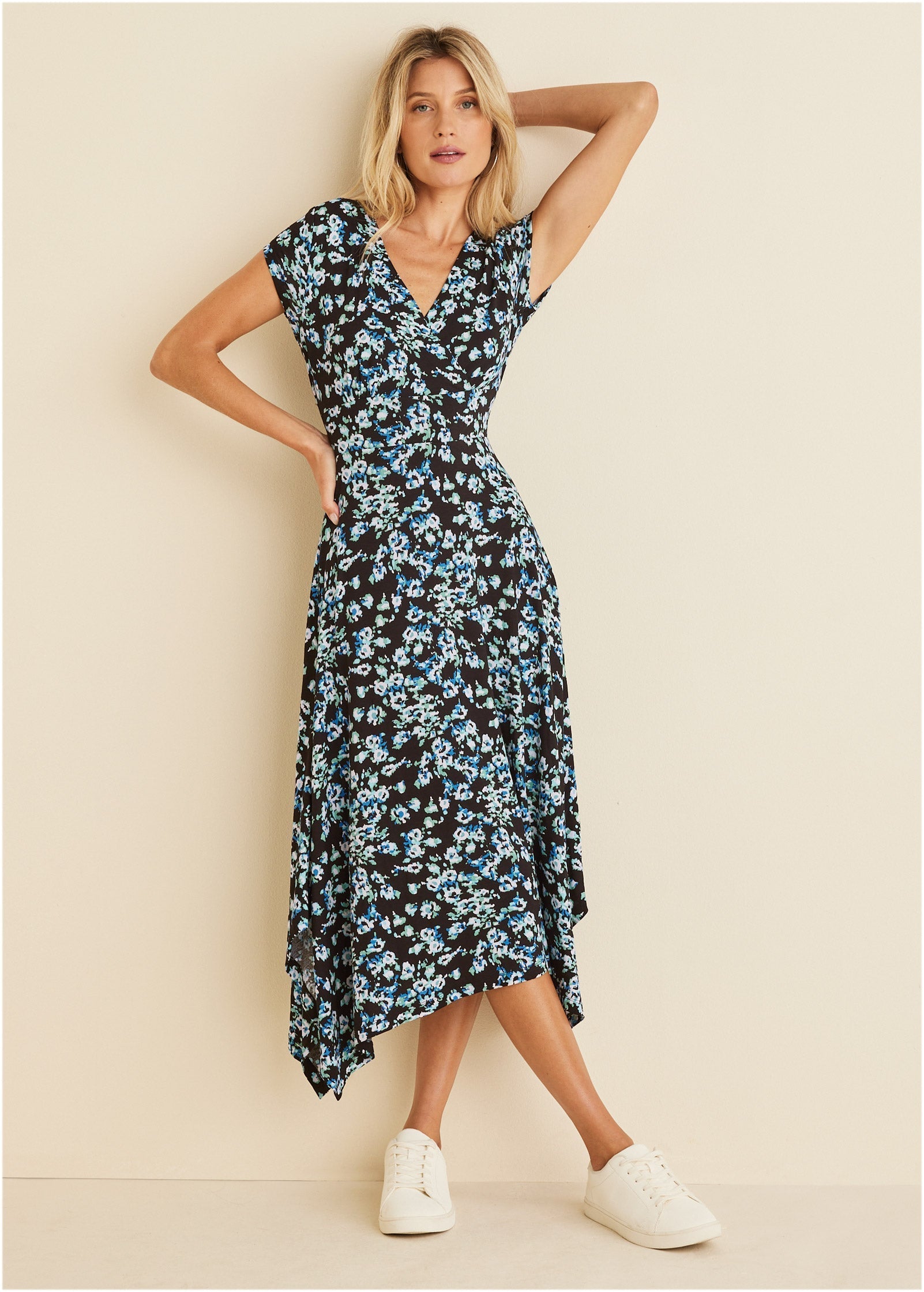 Floral Printed Dress - Black & Blue
