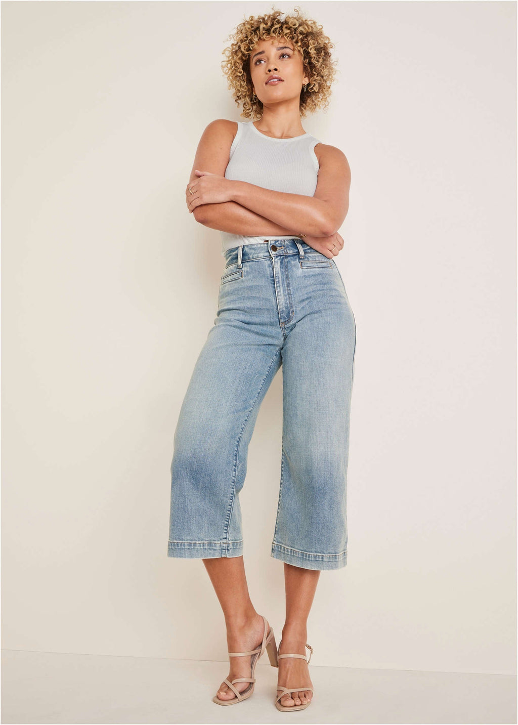 Sophia Wide Leg Crop Jeans - Light Wash