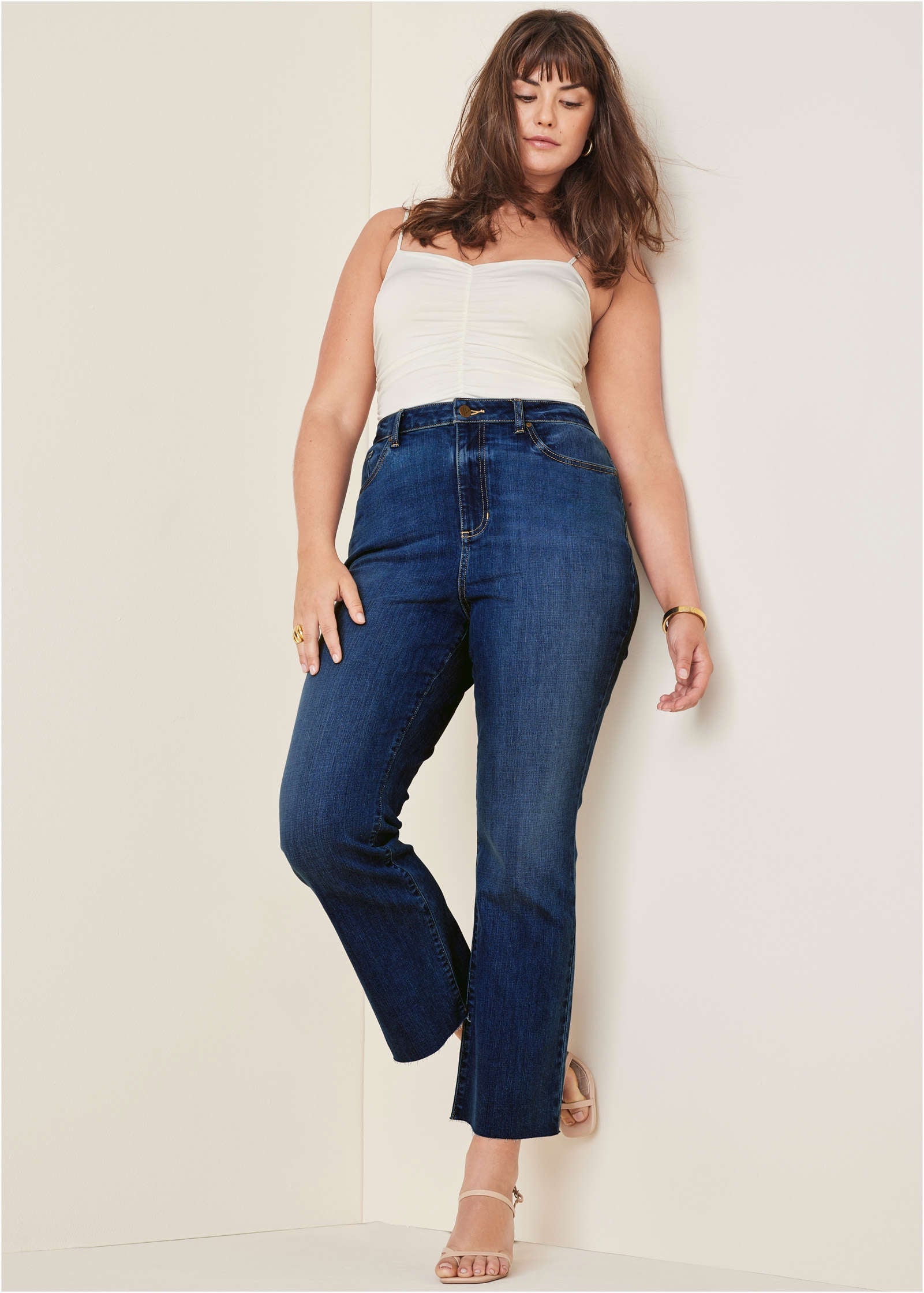 Brigitte Kick Flare Jeans - Dark Wash