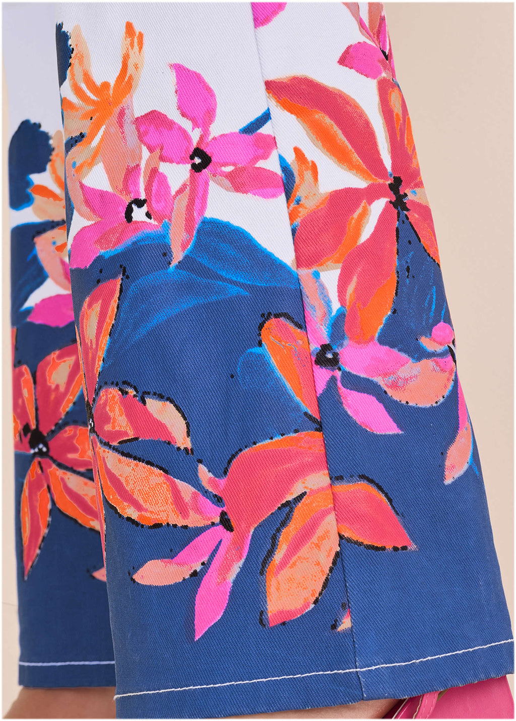 Flower Printed Modern Flare - Flower Wave